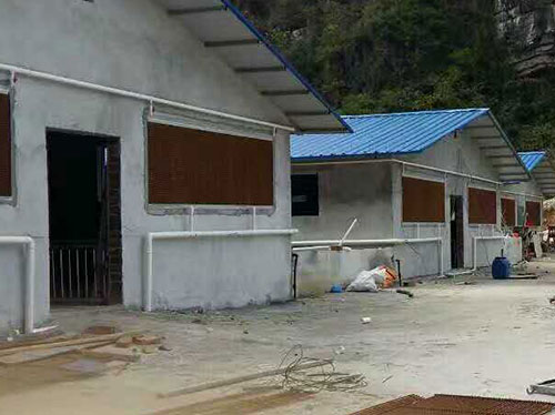 豬廠水簾風(fēng)機(jī)安裝